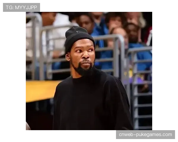 杜兰特右膝挫伤继续缺阵，火箭球星季后赛首秀再度推迟